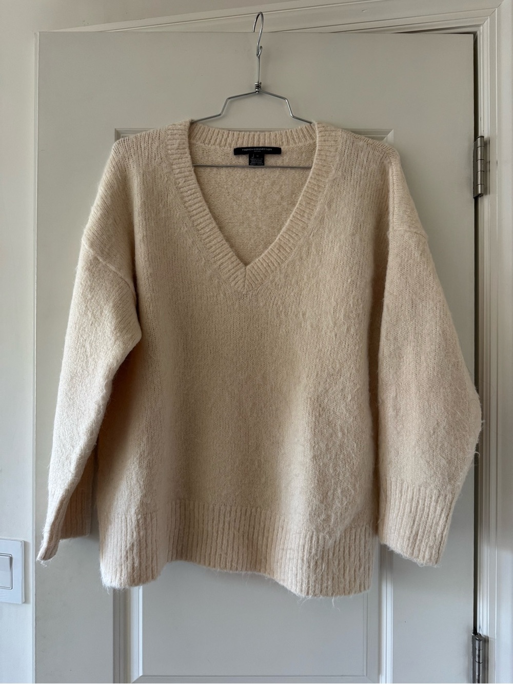 French Connection Cream V-Neck Women's Sweater